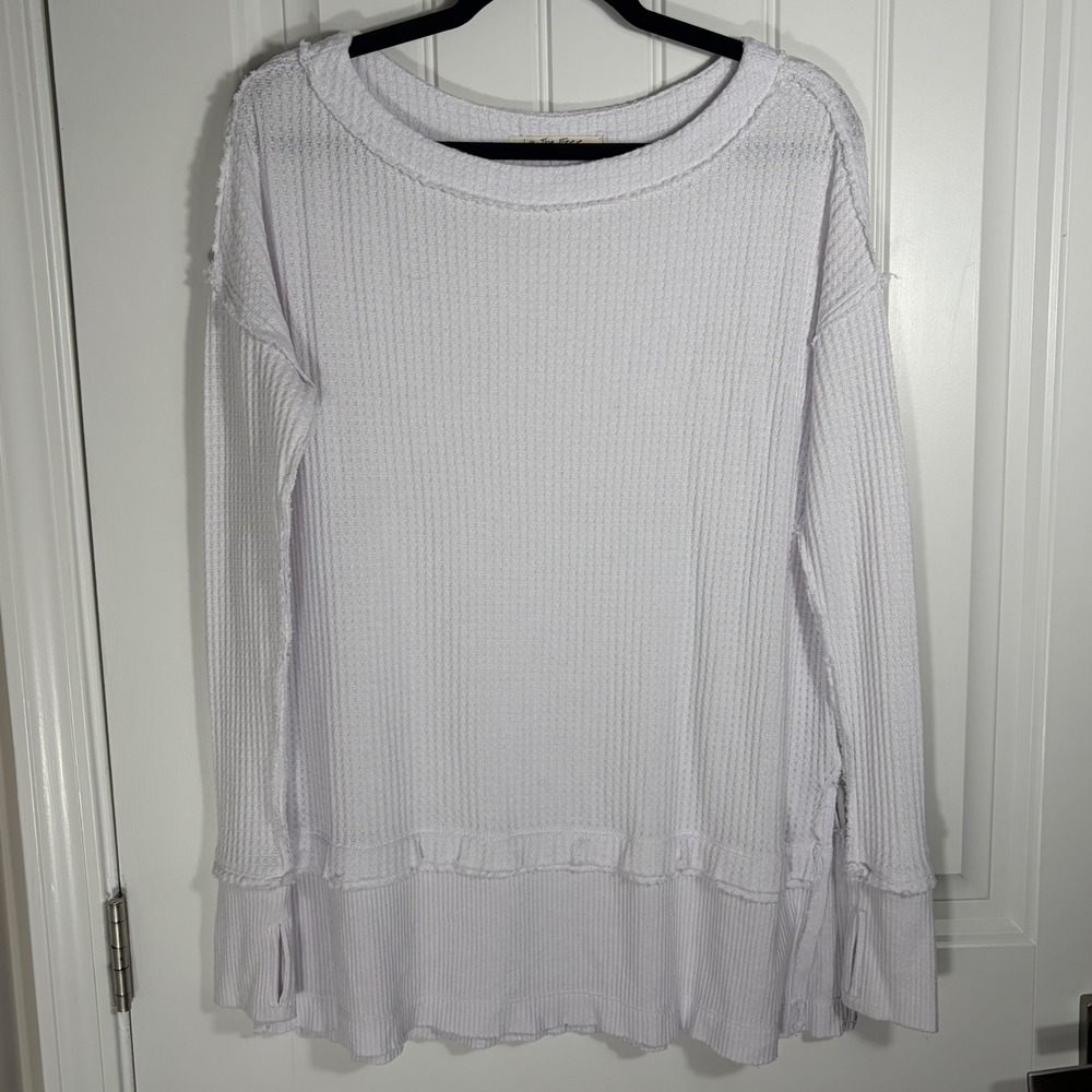We The Free Free People White Waffle Knit Thermal Top XS Thumbholes Raw Edge